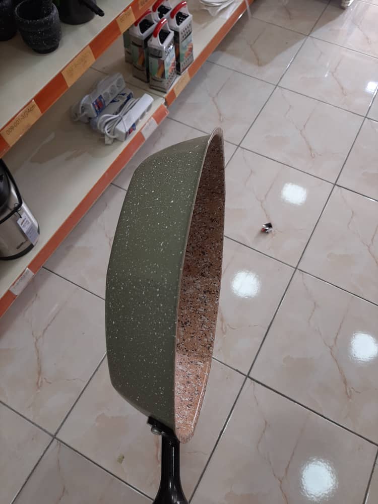 poele granite vertes pentagone